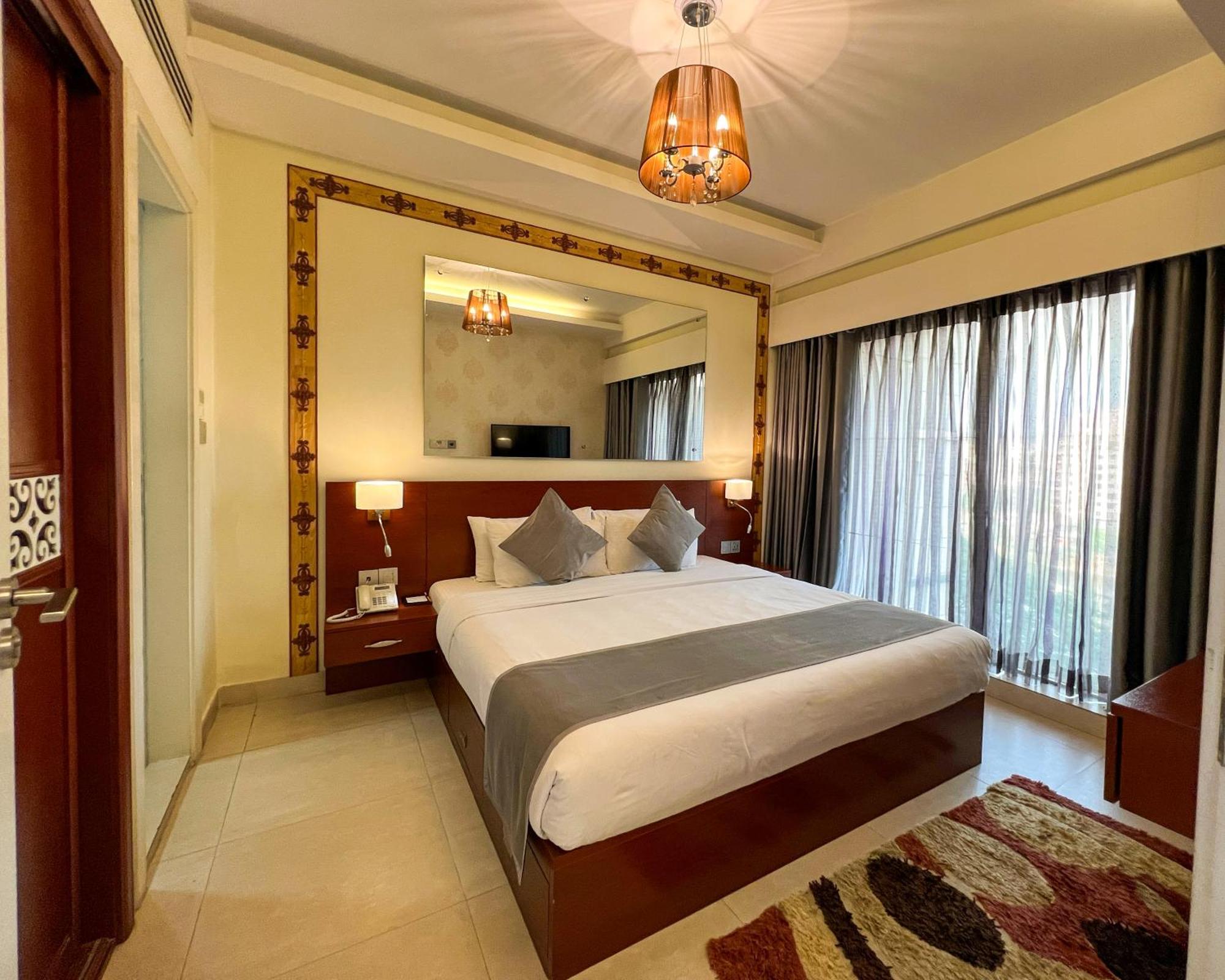 Coventina Lake Suites Дака Екстериор снимка