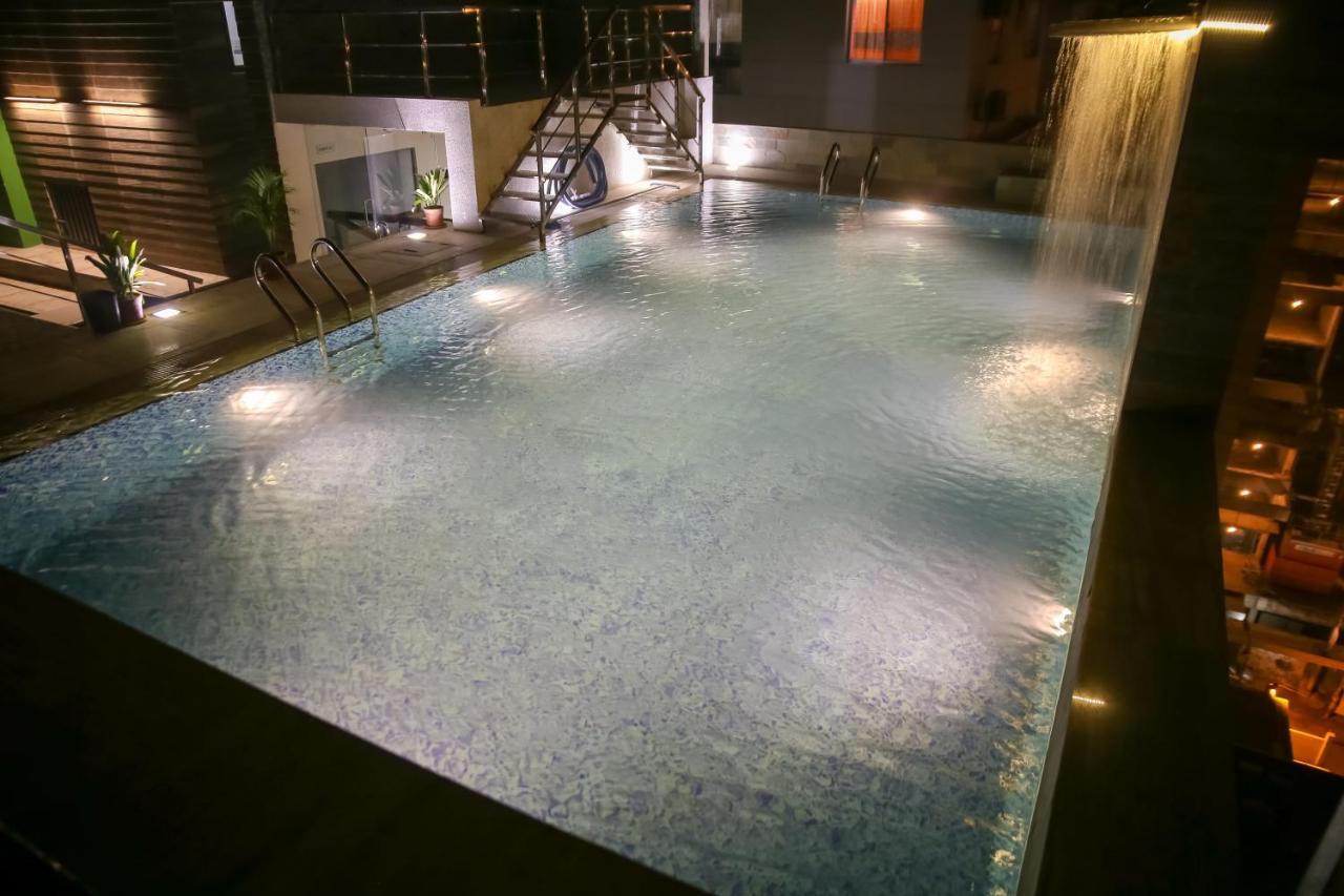 Coventina Lake Suites Дака Екстериор снимка