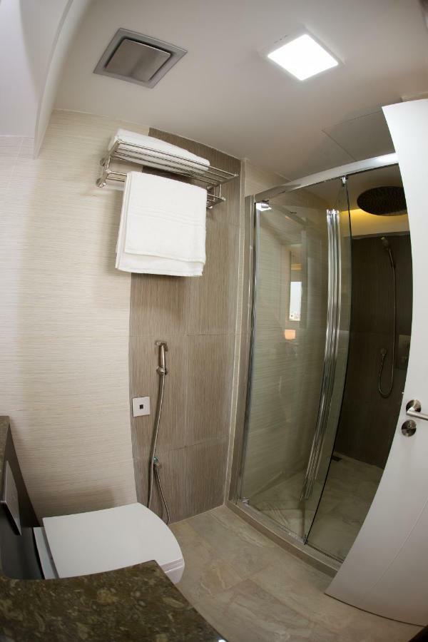 Coventina Lake Suites Дака Екстериор снимка