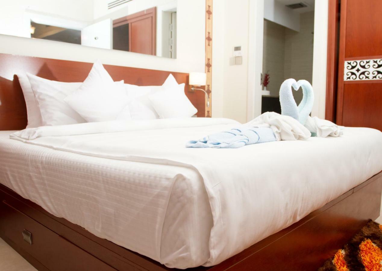 Coventina Lake Suites Дака Екстериор снимка